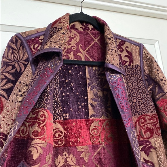Reversible Tapestry Patchwork Jacket - Picture 9 of 13